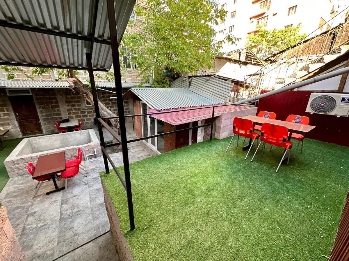 Family Appartments On Buzand Street Erevan Exterior foto